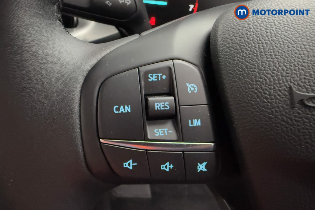 Ford Focus Titanium Automatic Petrol Hatchback - Stock Number (1574260) - 4th supplementary image