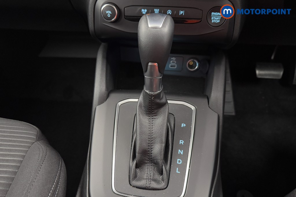 Ford Focus Titanium Automatic Petrol Hatchback - Stock Number (1574260) - 15th supplementary image