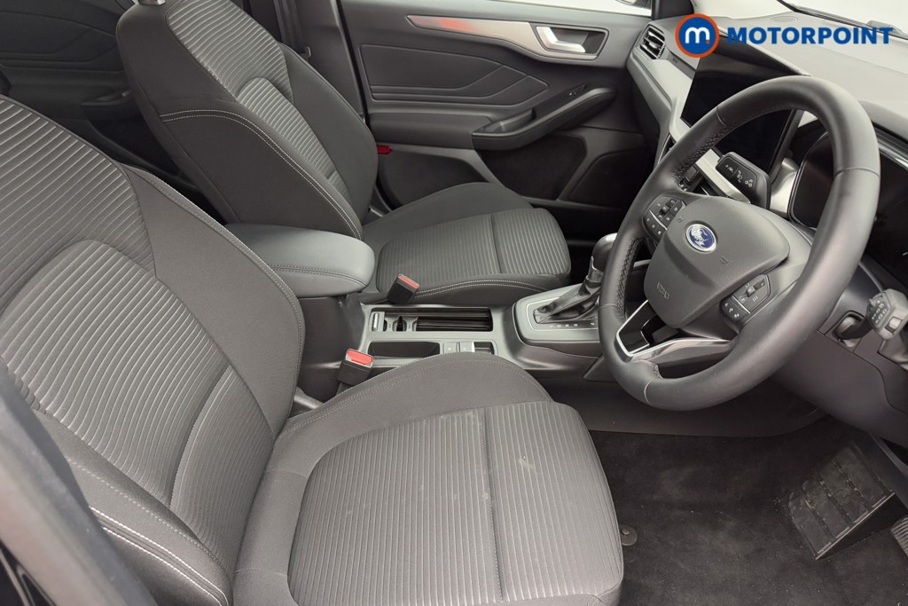 Ford Focus Titanium Automatic Petrol Hatchback - Stock Number (1574260) - 22nd supplementary image