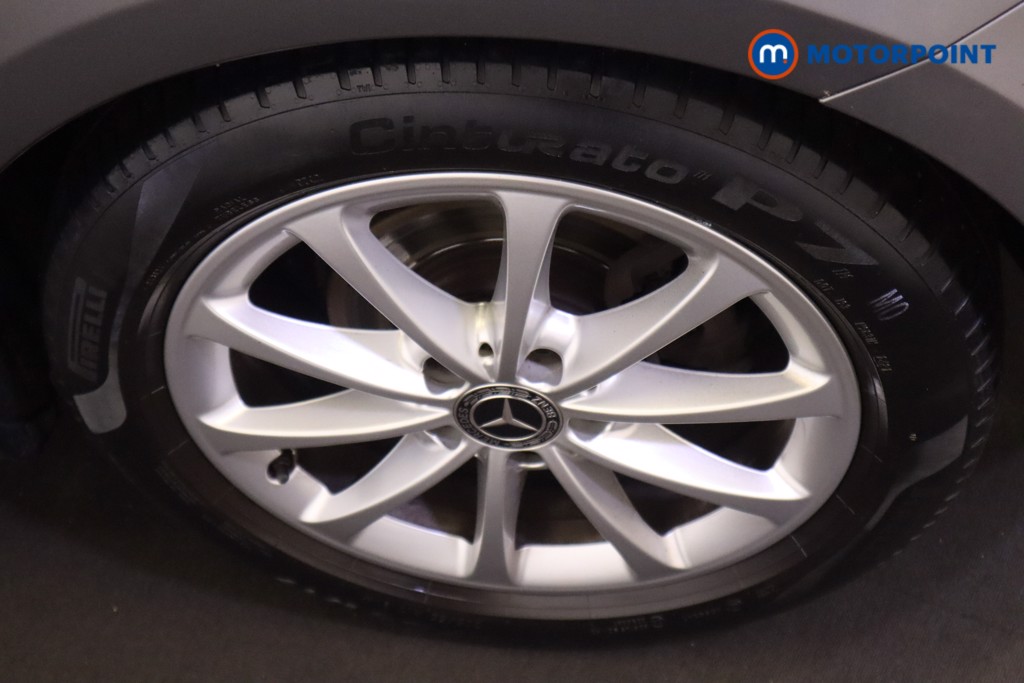 Mercedes-Benz A Class Sport Manual Petrol Hatchback - Stock Number (1574469) - 9th supplementary image