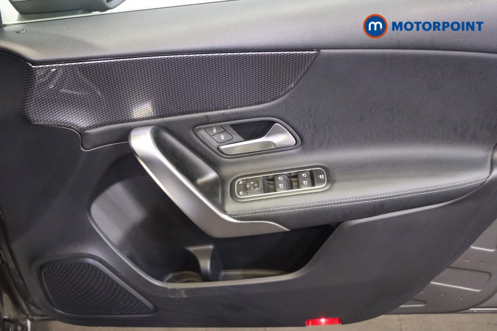 Mercedes-Benz A Class Sport Manual Petrol Hatchback - Stock Number (1574469) - 13th supplementary image