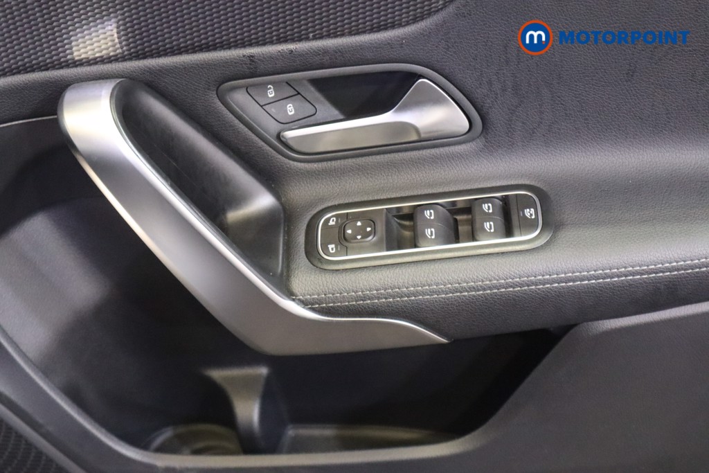 Mercedes-Benz A Class Sport Manual Petrol Hatchback - Stock Number (1574469) - 14th supplementary image