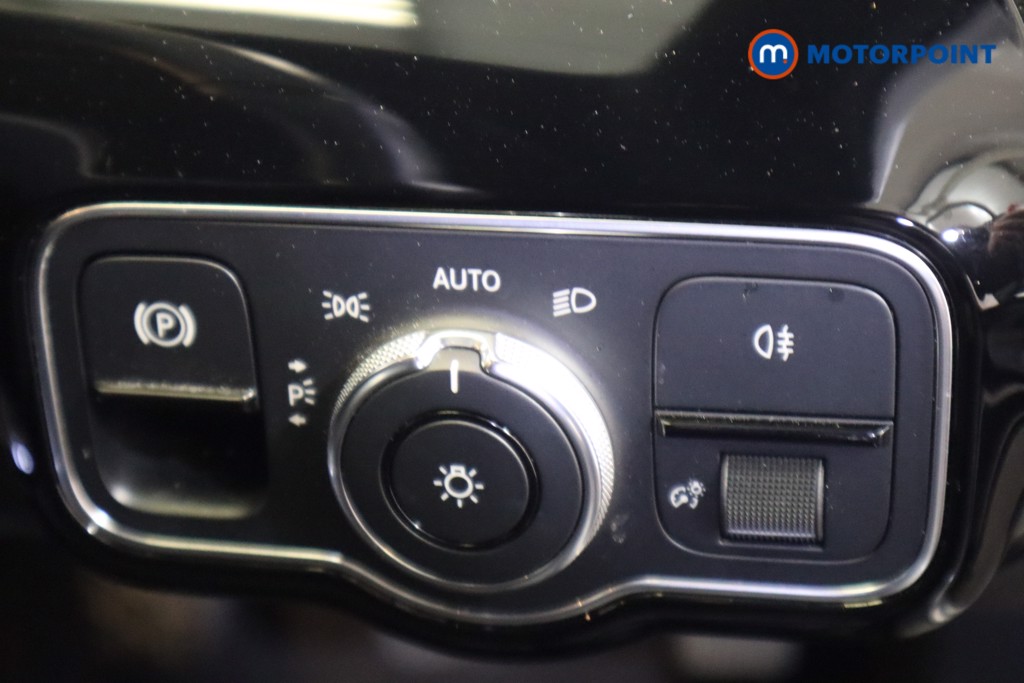 Mercedes-Benz A Class Sport Manual Petrol Hatchback - Stock Number (1574469) - 16th supplementary image
