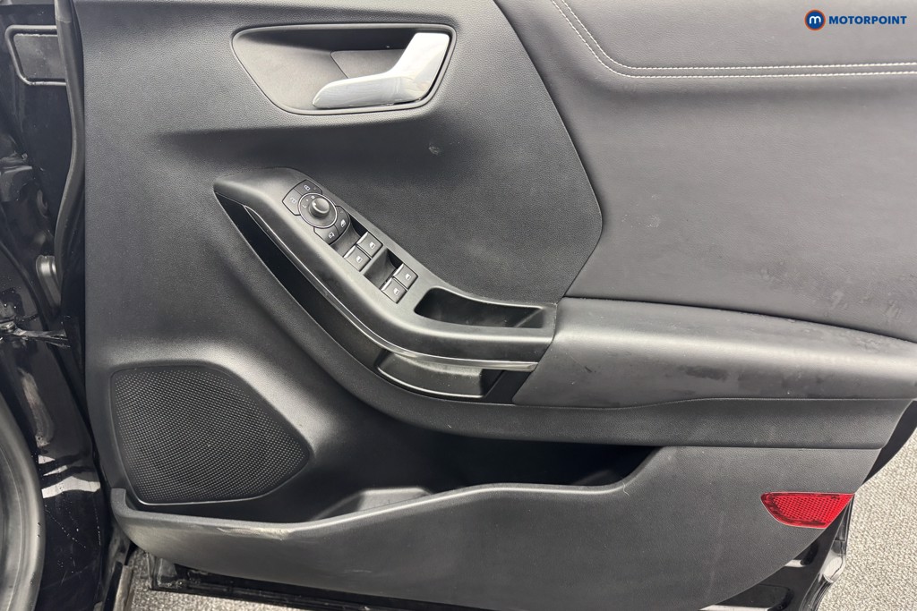 Ford Puma St-Line Vignale Automatic Petrol-Electric Hybrid SUV - Stock Number (1574618) - 16th supplementary image