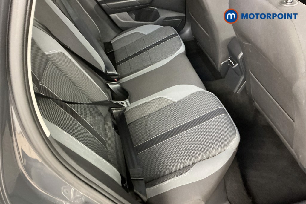 Volkswagen Polo SEL Automatic Petrol Hatchback - Stock Number (1575348) - 4th supplementary image