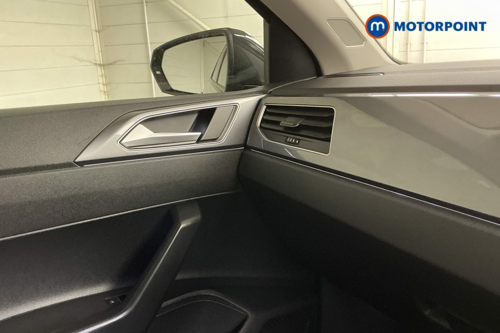 Volkswagen Polo SEL Automatic Petrol Hatchback - Stock Number (1575348) - 16th supplementary image