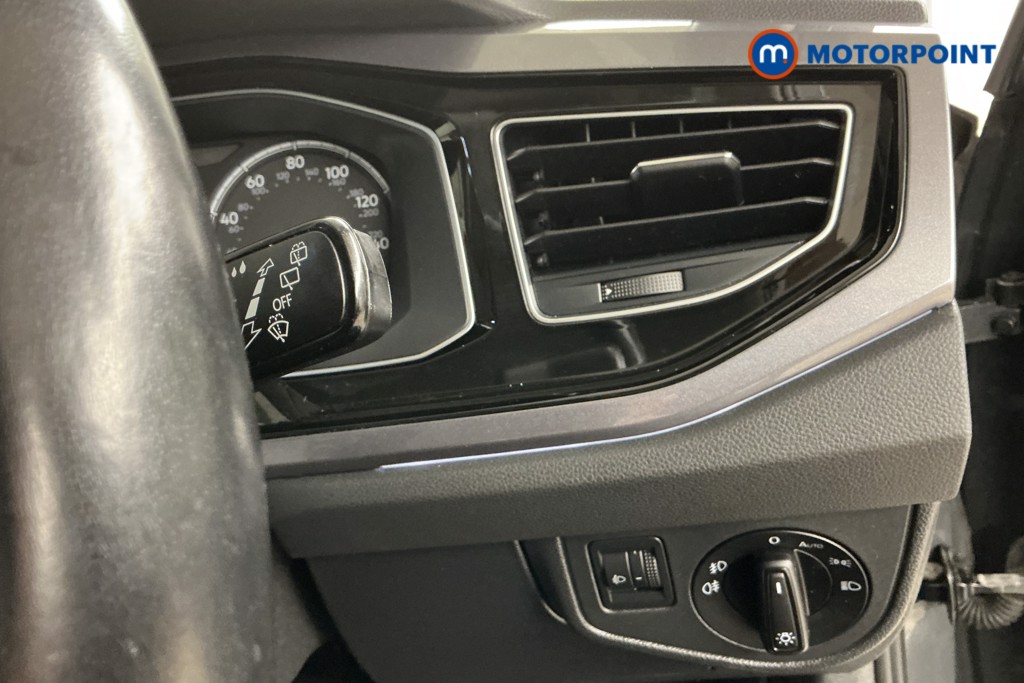 Volkswagen Polo SEL Automatic Petrol Hatchback - Stock Number (1575348) - 19th supplementary image