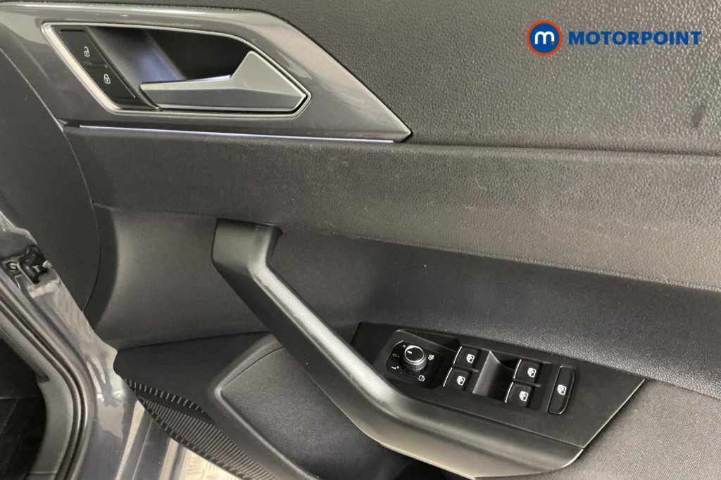Volkswagen Polo SEL Automatic Petrol Hatchback - Stock Number (1575348) - 22nd supplementary image