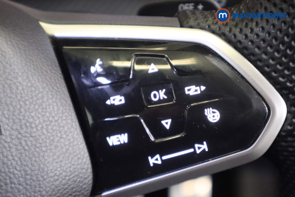 Volkswagen Golf R-Line Automatic Petrol Estate - Stock Number (1575468) - 18th supplementary image