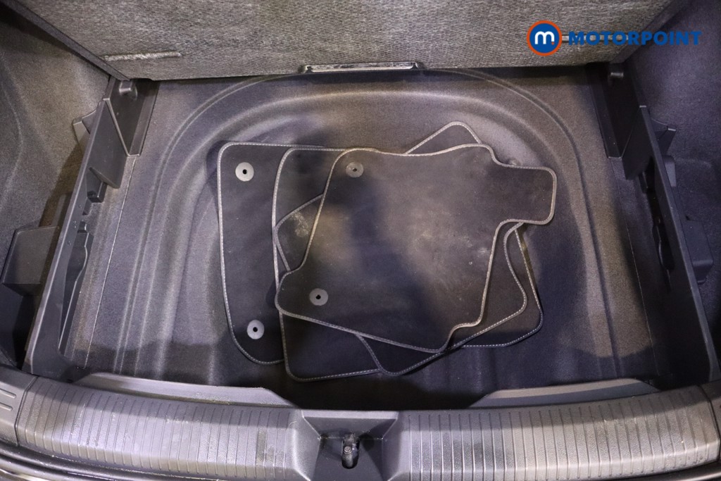 Volkswagen Golf R-Line Automatic Petrol Estate - Stock Number (1575468) - 29th supplementary image