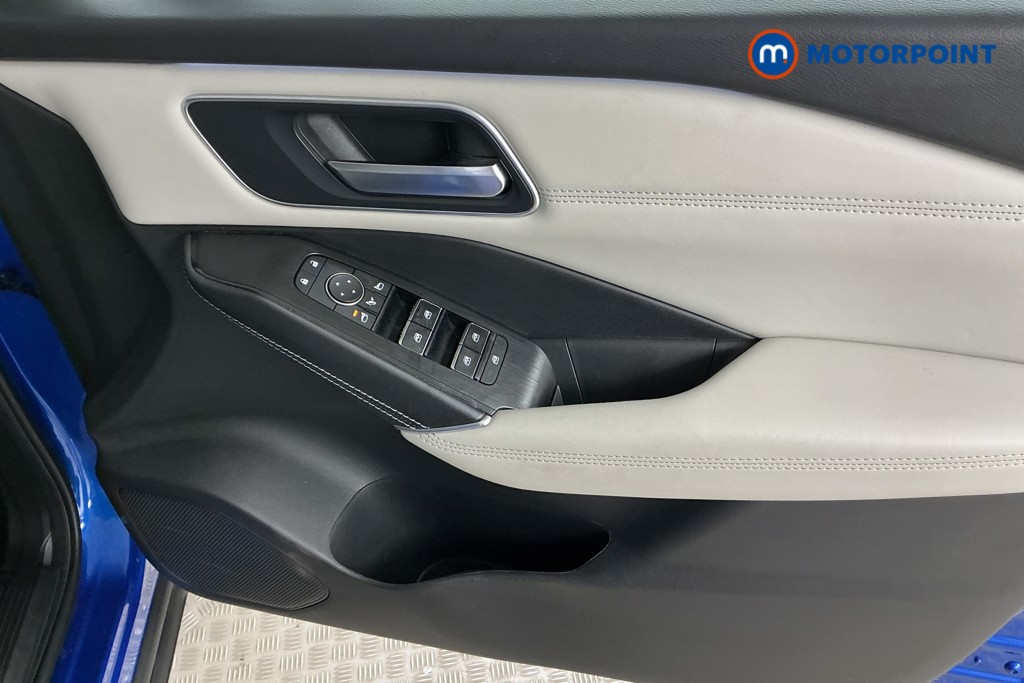 Nissan Qashqai Tekna Automatic Petrol SUV - Stock Number (1575780) - 23rd supplementary image