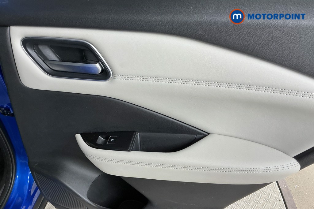 Nissan Qashqai Tekna Automatic Petrol SUV - Stock Number (1575780) - 25th supplementary image