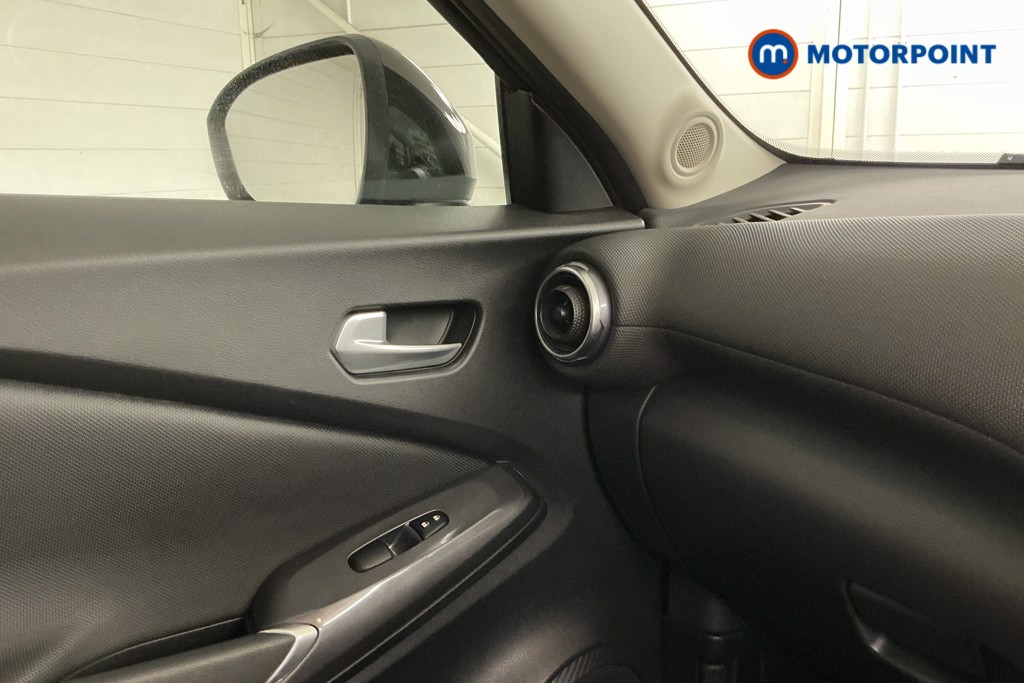 Nissan Juke Acenta Manual Petrol SUV - Stock Number (1576477) - 17th supplementary image