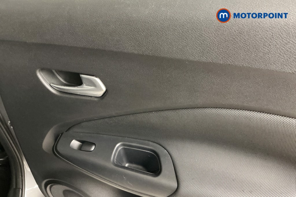 Nissan Juke Acenta Manual Petrol SUV - Stock Number (1576477) - 23rd supplementary image