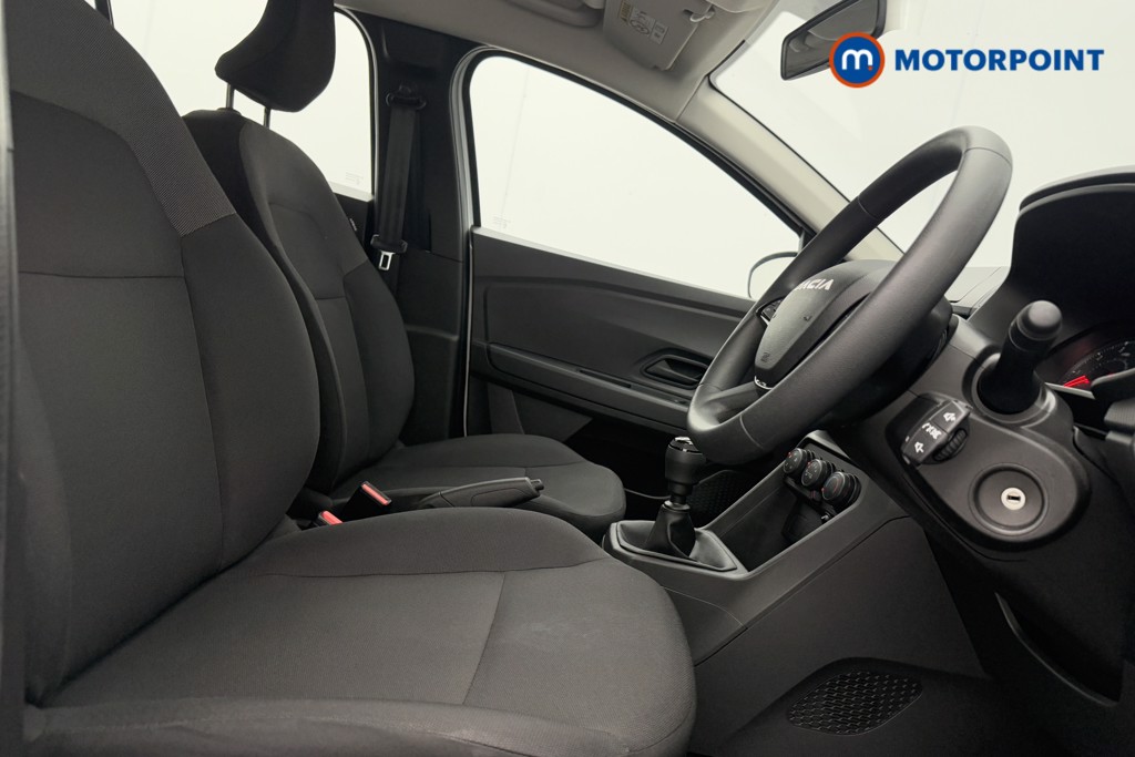 Dacia Sandero Essential Manual Petrol Hatchback - Stock Number (1577257) - 6th supplementary image