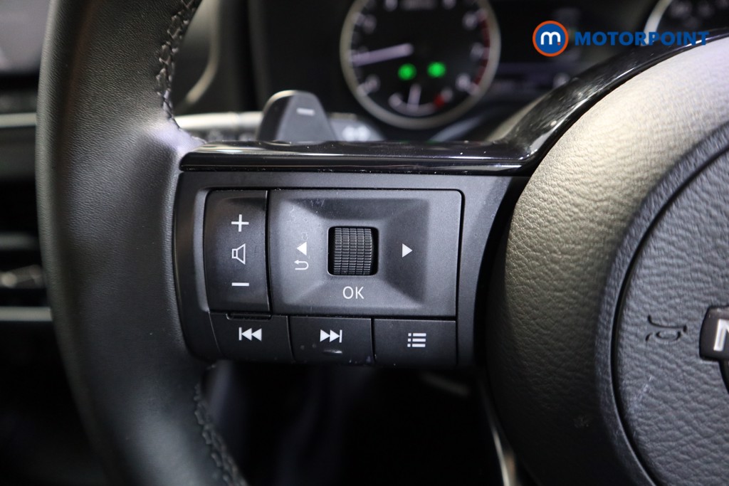 Nissan Qashqai Acenta Premium Automatic Petrol SUV - Stock Number (1577525) - 3rd supplementary image