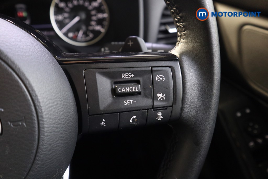 Nissan Qashqai Acenta Premium Automatic Petrol SUV - Stock Number (1577525) - 4th supplementary image