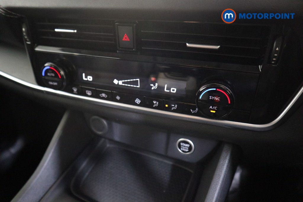 Nissan Qashqai Acenta Premium Automatic Petrol SUV - Stock Number (1577525) - 7th supplementary image