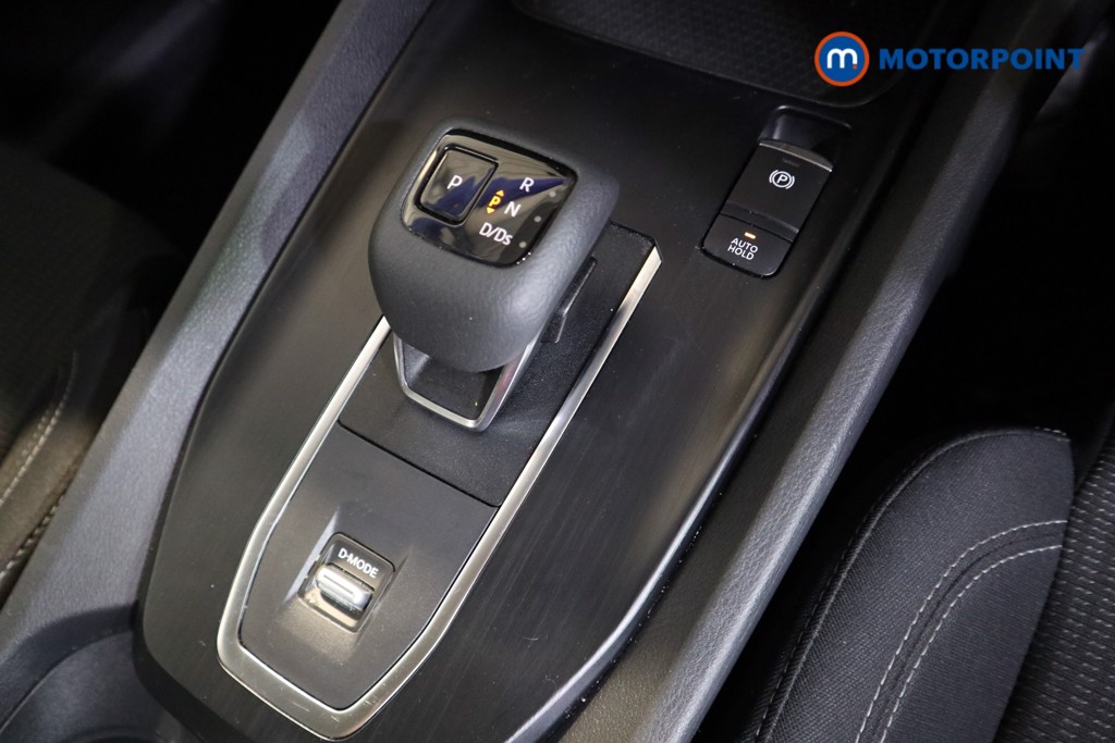 Nissan Qashqai Acenta Premium Automatic Petrol SUV - Stock Number (1577525) - 8th supplementary image