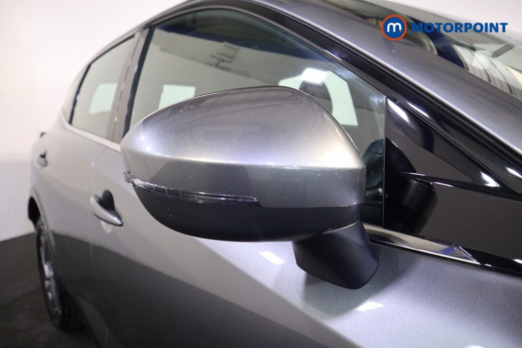 Nissan Qashqai Acenta Premium Automatic Petrol SUV - Stock Number (1577525) - 21st supplementary image