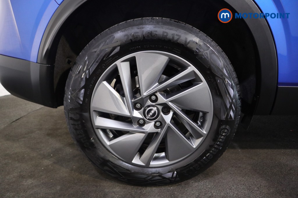 Nissan Qashqai Acenta Premium Manual Petrol SUV - Stock Number (1577559) - 13th supplementary image