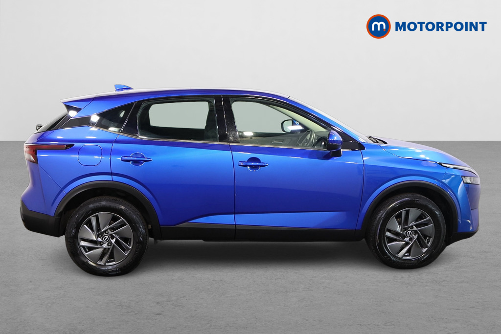 Nissan Qashqai Acenta Premium Manual Petrol SUV - Stock Number (1577559) - Drivers side