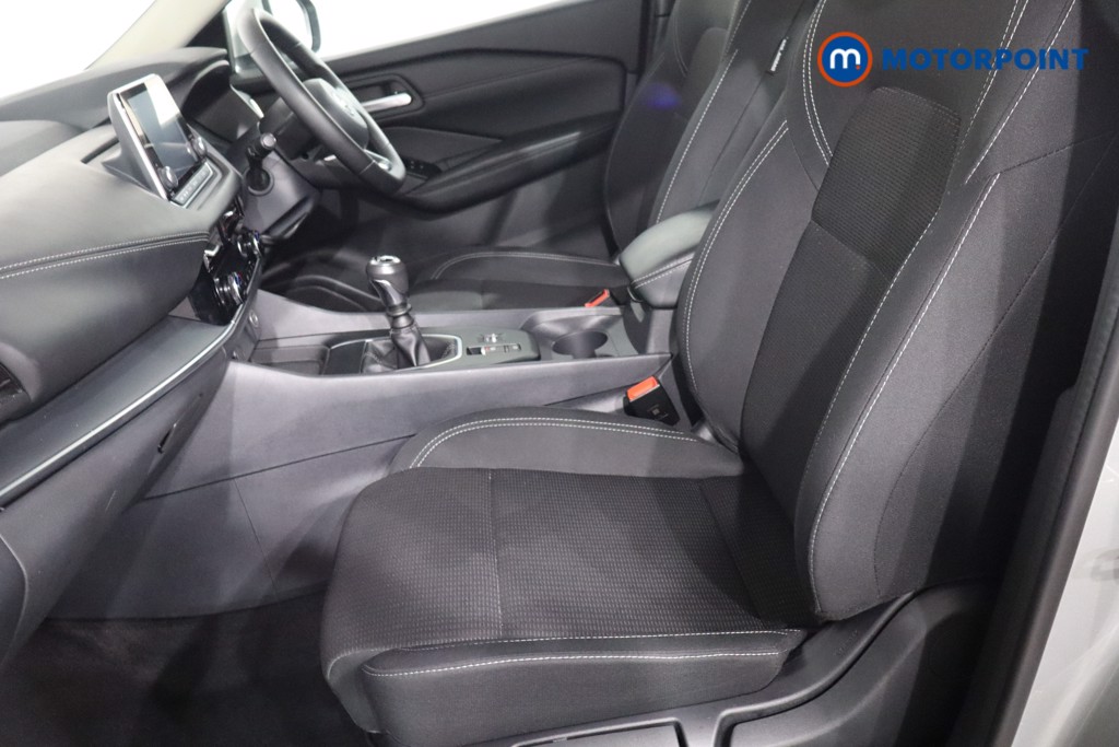 Nissan Qashqai Acenta Premium Manual Petrol SUV - Stock Number (1577561) - 4th supplementary image