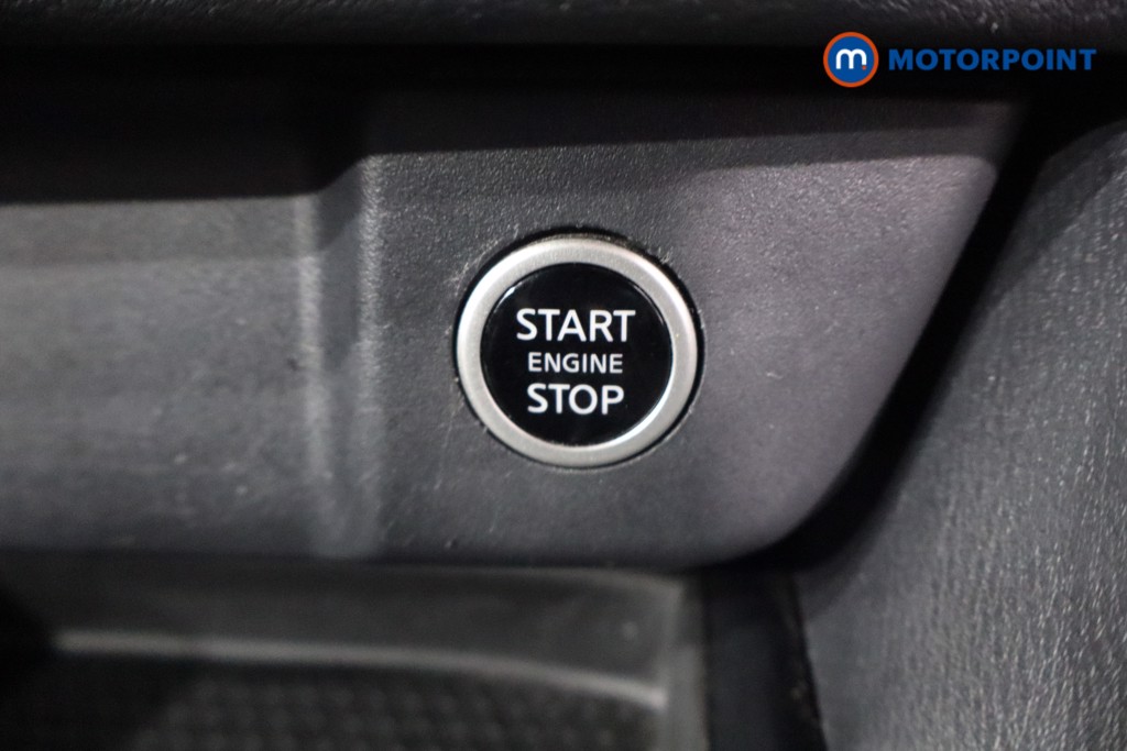 Nissan Qashqai Acenta Premium Manual Petrol SUV - Stock Number (1577561) - 13th supplementary image