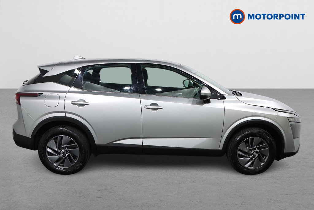 Nissan Qashqai Acenta Premium Manual Petrol SUV - Stock Number (1577561) - Drivers side