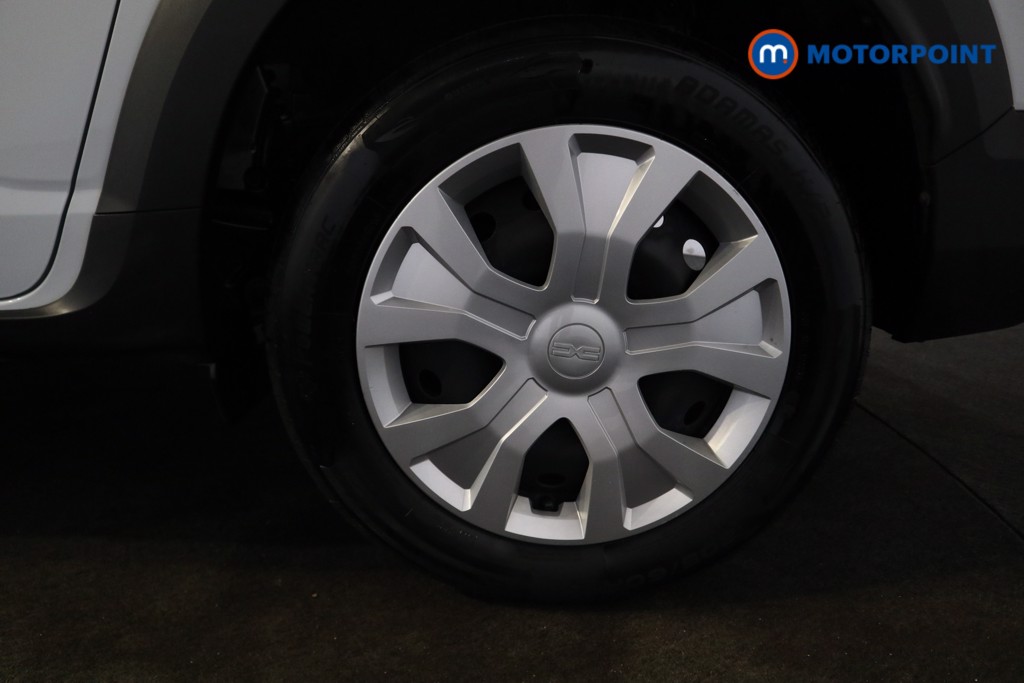 Dacia Jogger Essential Manual Petrol People Carrier - Stock Number (1577639) - 15th supplementary image