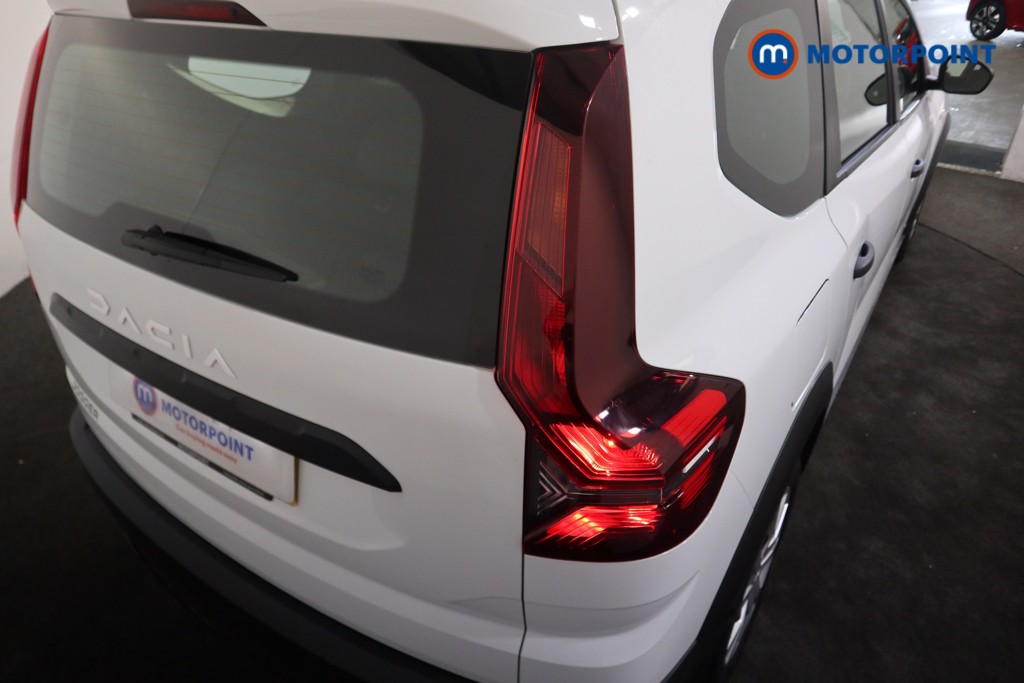 Dacia Jogger Essential Manual Petrol People Carrier - Stock Number (1577639) - 18th supplementary image