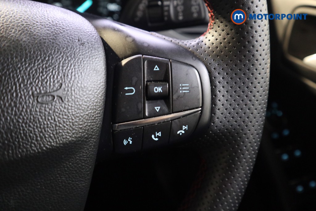 Ford Focus St-Line Edition Manual Petrol-Electric Hybrid Hatchback - Stock Number (1577854) - 4th supplementary image