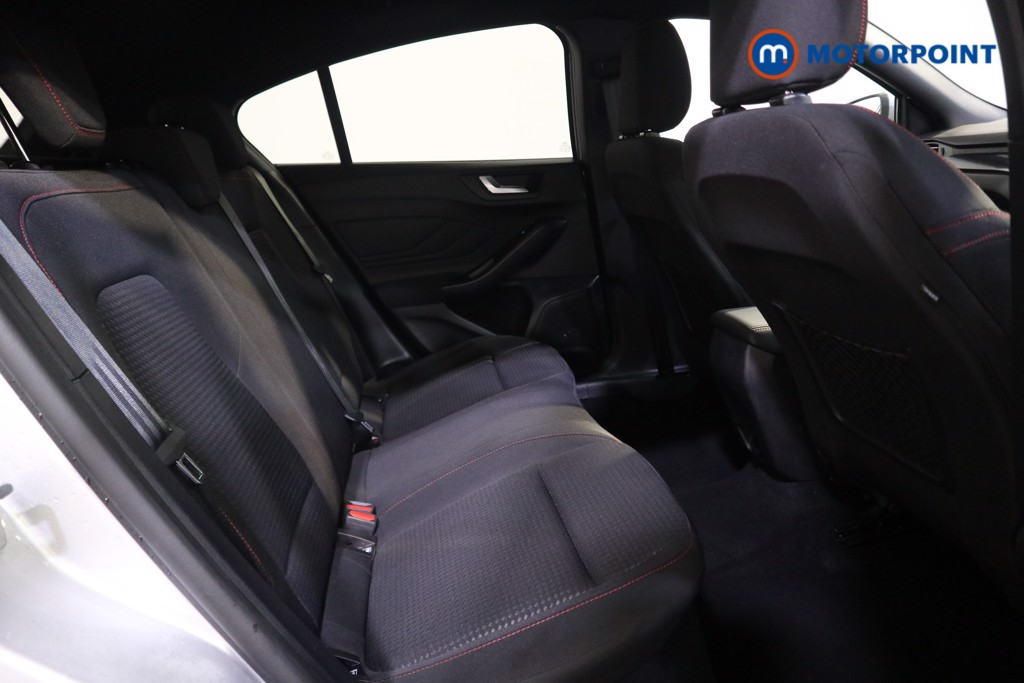 Ford Focus St-Line Edition Manual Petrol-Electric Hybrid Hatchback - Stock Number (1577854) - 12th supplementary image
