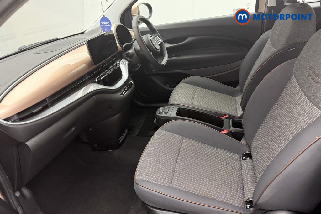 Fiat 500 Icon Automatic Electric Hatchback - Stock Number (1577939) - 1st supplementary image