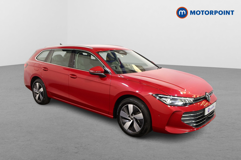 Volkswagen Passat Life Automatic Petrol Plug-In Hybrid Estate - Stock Number (1578080) - Drivers side front corner