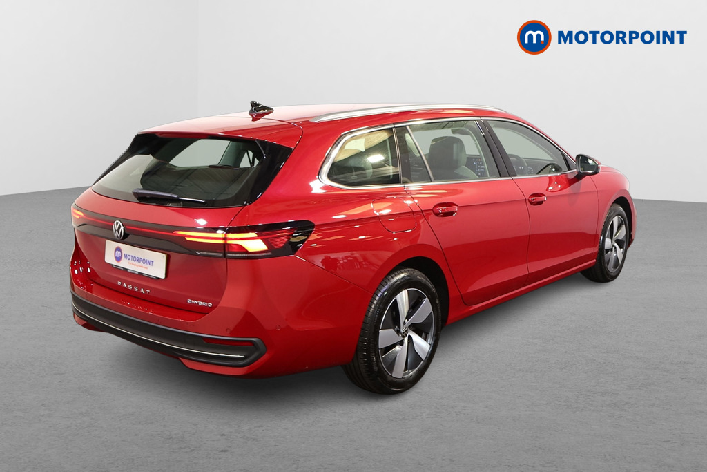 Volkswagen Passat Life Automatic Petrol Plug-In Hybrid Estate - Stock Number (1578080) - Drivers side rear corner