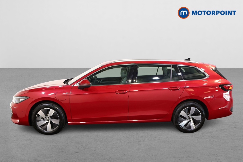 Volkswagen Passat Life Automatic Petrol Plug-In Hybrid Estate - Stock Number (1578080) - Passenger side