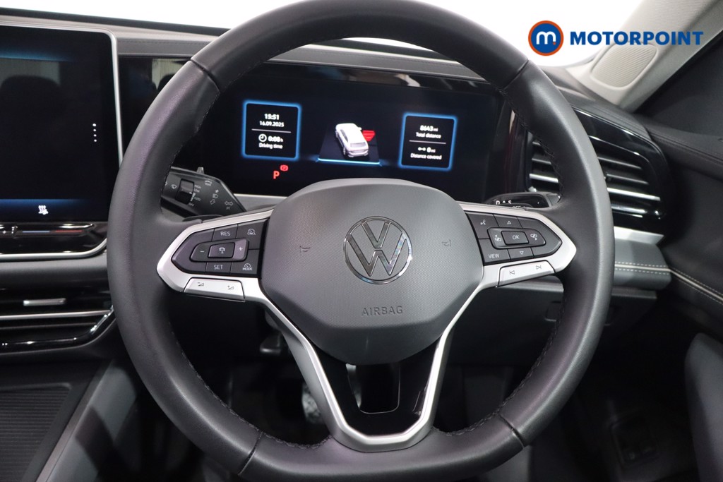 Volkswagen Passat Life Automatic Petrol Plug-In Hybrid Estate - Stock Number (1578090) - 6th supplementary image