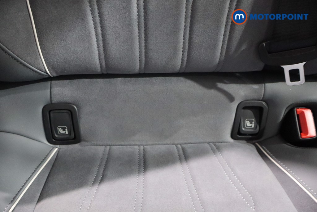 Volkswagen Passat Life Automatic Petrol Plug-In Hybrid Estate - Stock Number (1578090) - 26th supplementary image