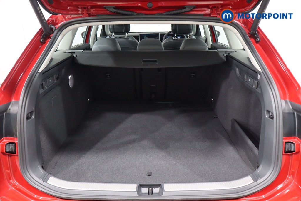 Volkswagen Passat Life Automatic Petrol Plug-In Hybrid Estate - Stock Number (1578090) - 39th supplementary image