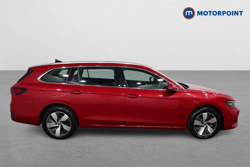 Volkswagen Passat Life Automatic Petrol Plug-In Hybrid Estate - Stock Number (1578090) - Drivers side