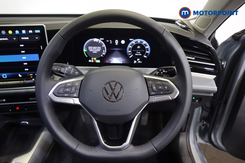 Volkswagen Passat Life Automatic Petrol Plug-In Hybrid Estate - Stock Number (1578104) - 3rd supplementary image