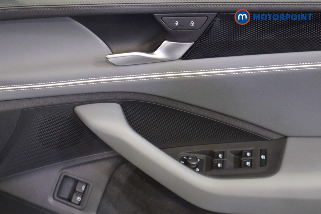 Volkswagen Passat Life Automatic Petrol Plug-In Hybrid Estate - Stock Number (1578104) - 14th supplementary image