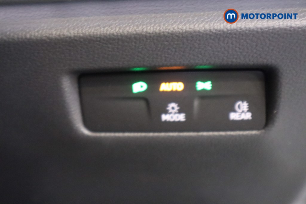 Volkswagen Passat Life Automatic Petrol Plug-In Hybrid Estate - Stock Number (1578104) - 17th supplementary image
