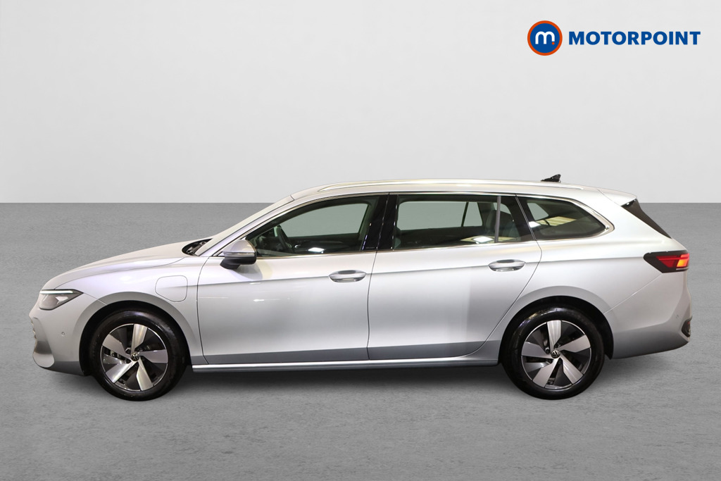 Volkswagen Passat Life Automatic Petrol Plug-In Hybrid Estate - Stock Number (1578104) - Passenger side