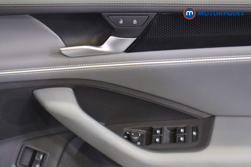 Volkswagen Passat Life Automatic Petrol Plug-In Hybrid Estate - Stock Number (1578109) - 14th supplementary image