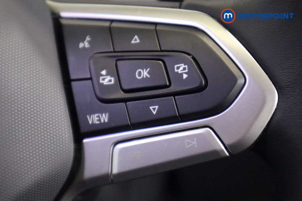 Volkswagen Passat Life Automatic Petrol Plug-In Hybrid Estate - Stock Number (1578109) - 19th supplementary image