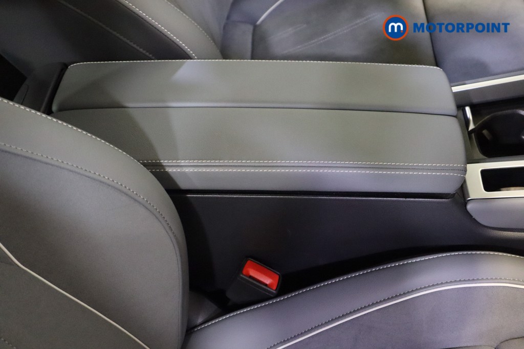 Volkswagen Passat Life Automatic Petrol Plug-In Hybrid Estate - Stock Number (1578109) - 25th supplementary image