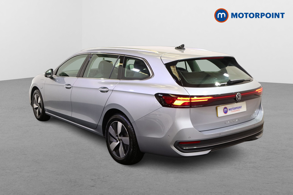 Volkswagen Passat Life Automatic Petrol Plug-In Hybrid Estate - Stock Number (1578109) - Passenger side rear corner