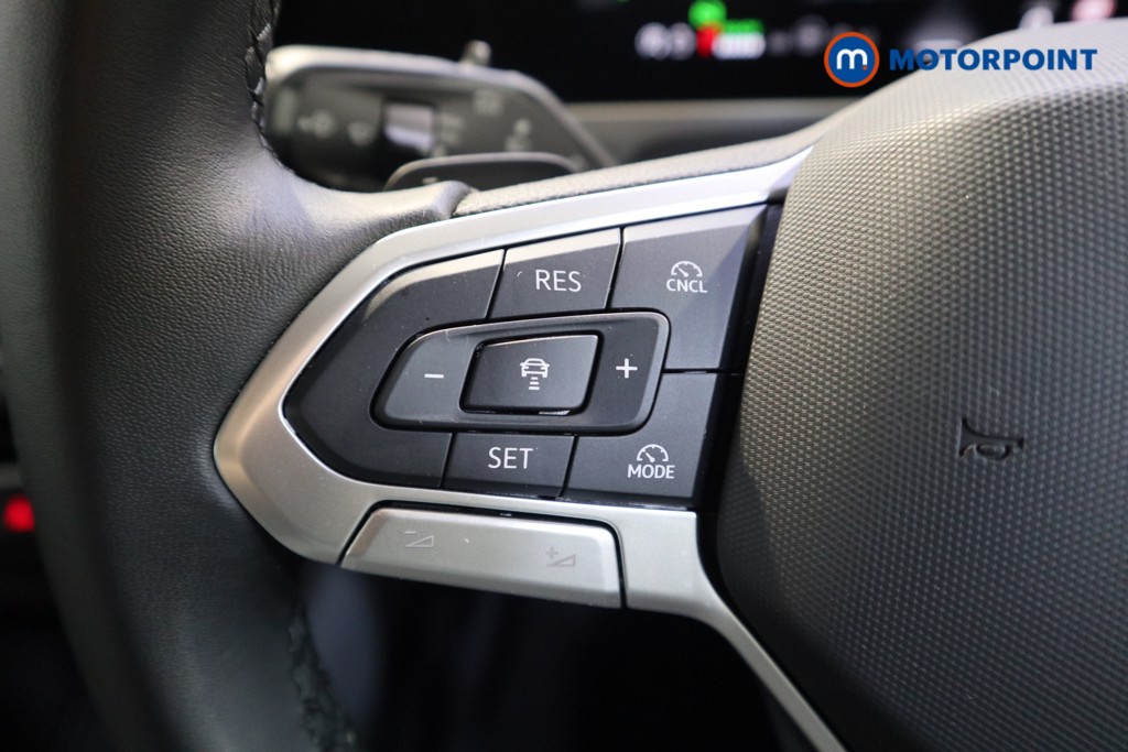 Volkswagen Passat Life Automatic Petrol Plug-In Hybrid Estate - Stock Number (1578121) - 3rd supplementary image